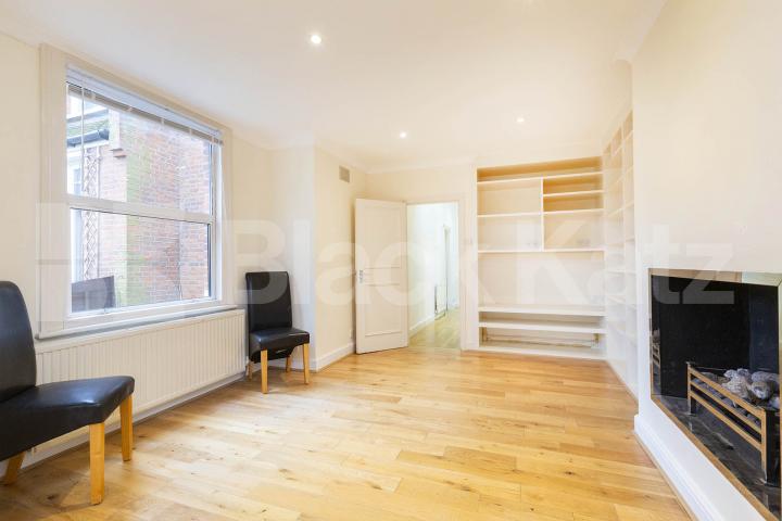 			2 Bedroom, 1 bath, 1 reception Flat			 Priory Road, Crouch End